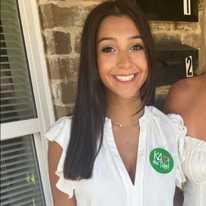 Meet your Posher, Maryam